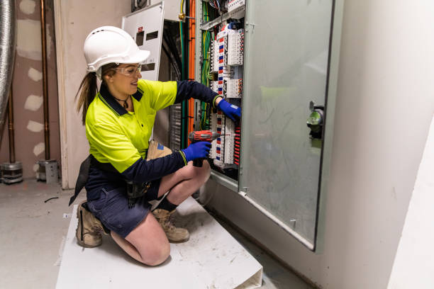 Best Local Electrician Companies  in Glenville, CT